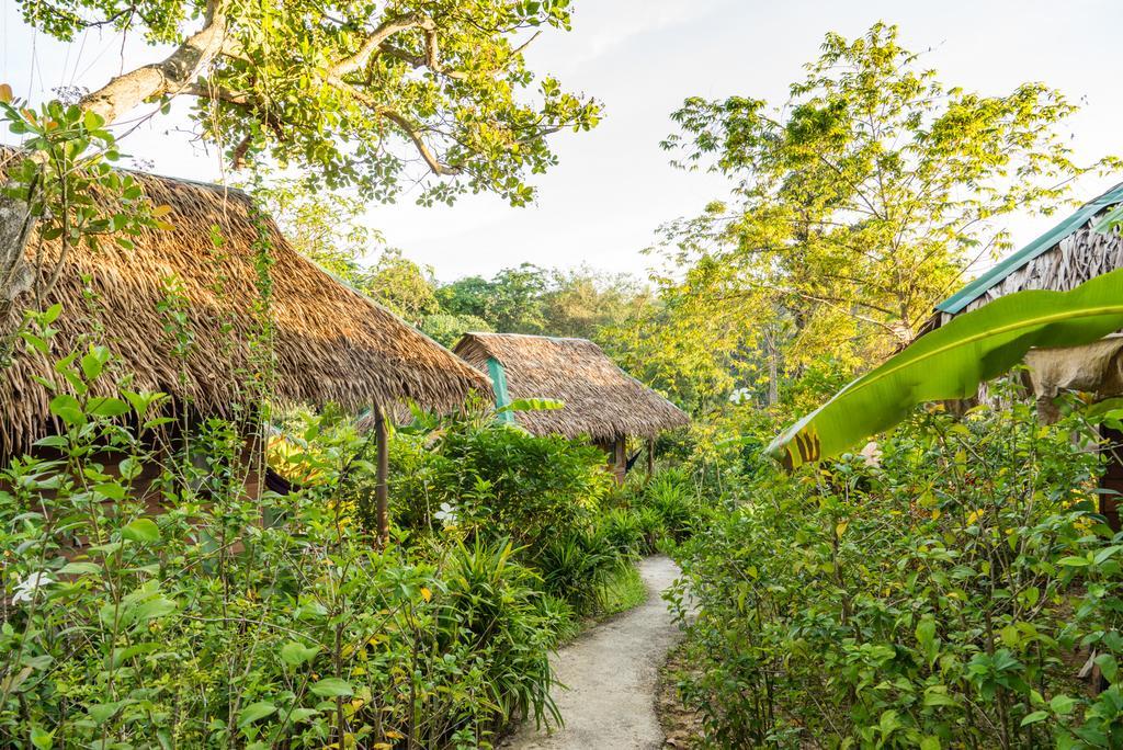 Rabbit Bungalow Koh Phayam Esterno foto